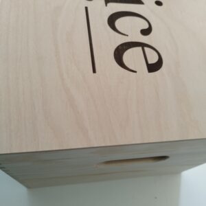 Alternative view of memory box hout | hartje